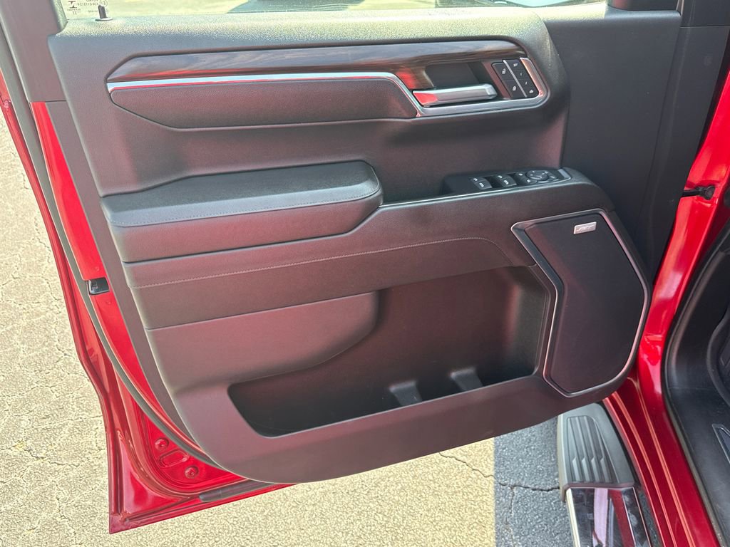 Used 2023 GMC Sierra 1500 SLT w/ SLT Premium Package image 10