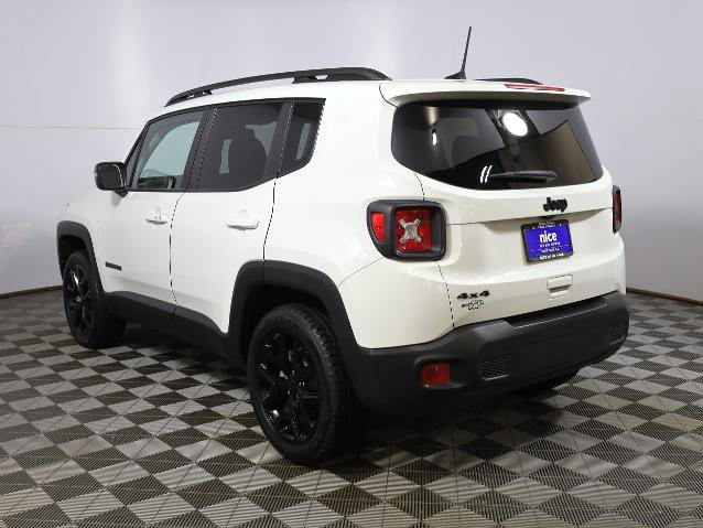 Used 2023 Jeep Renegade Altitude w/ Convenience Group I image 2