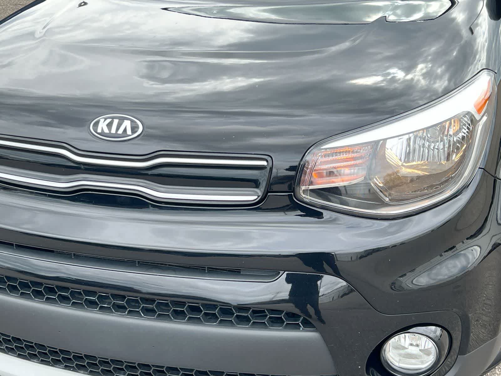 Used 2019 Kia Soul + FWD image 11