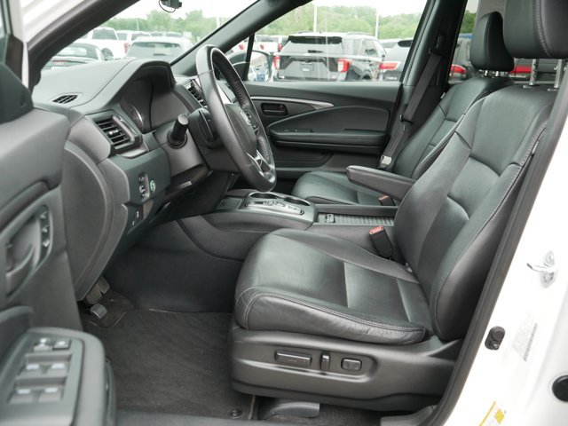 Used 2023 Honda Passport EX-L image 12