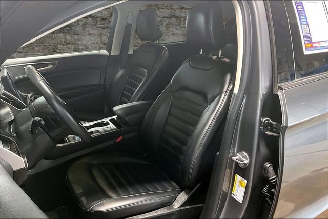 Certified 2022 Ford Edge SEL w/ Convenience Package image 19