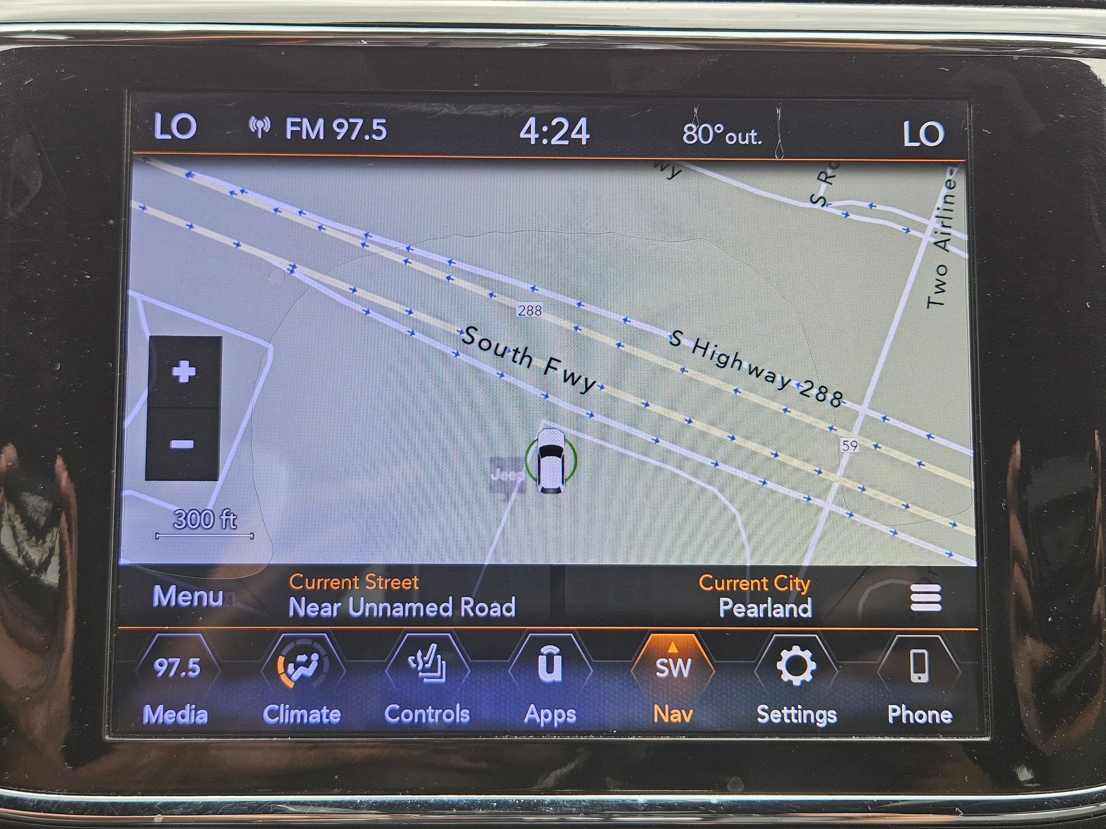 Used 2020 Jeep Grand Cherokee Altitude AWD/4WD image 22