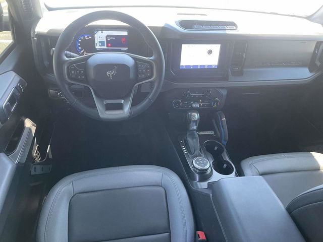 Certified 2022 Ford Bronco Black Diamond w/ Sasquatch Package AWD/4WD image 13