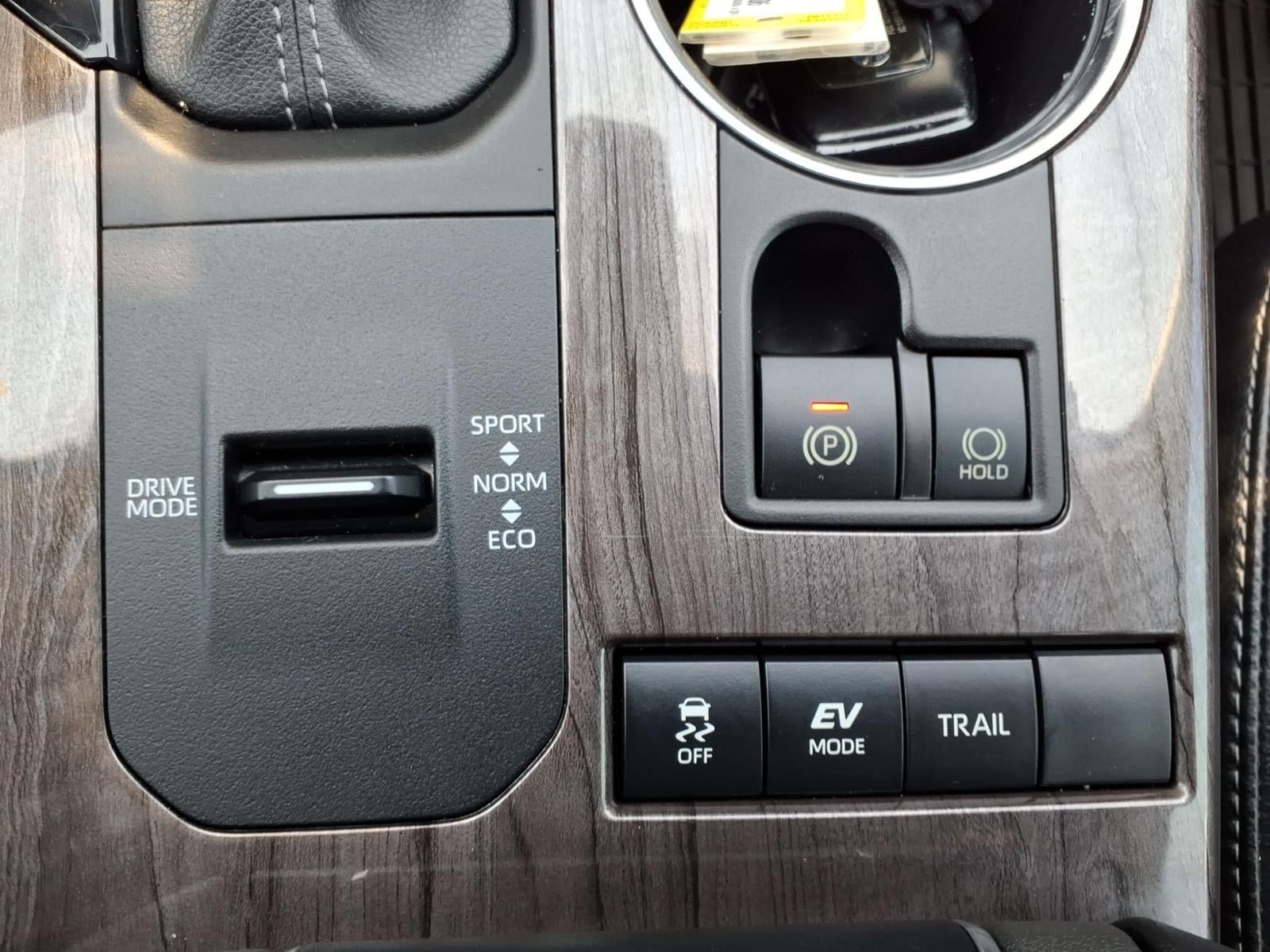 Used 2022 Toyota Highlander Limited AWD/4WD image 27