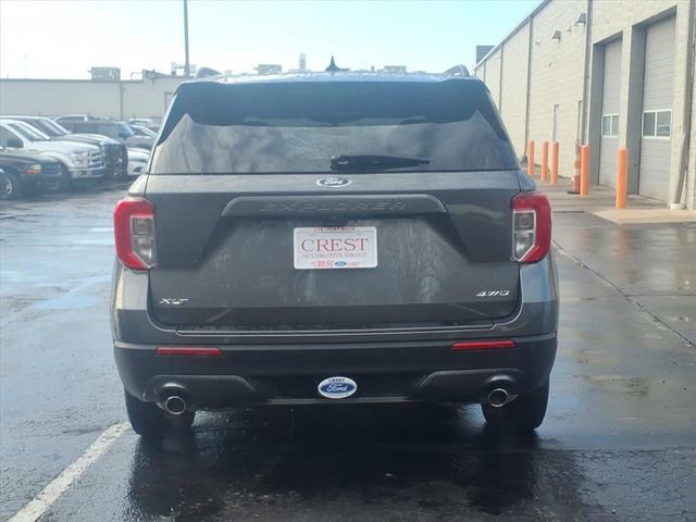Certified 2023 Ford Explorer XLT w/ Equipment Group 202A image 3