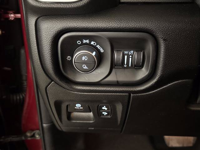 Used 2019 RAM 1500 Big Horn RWD image 19