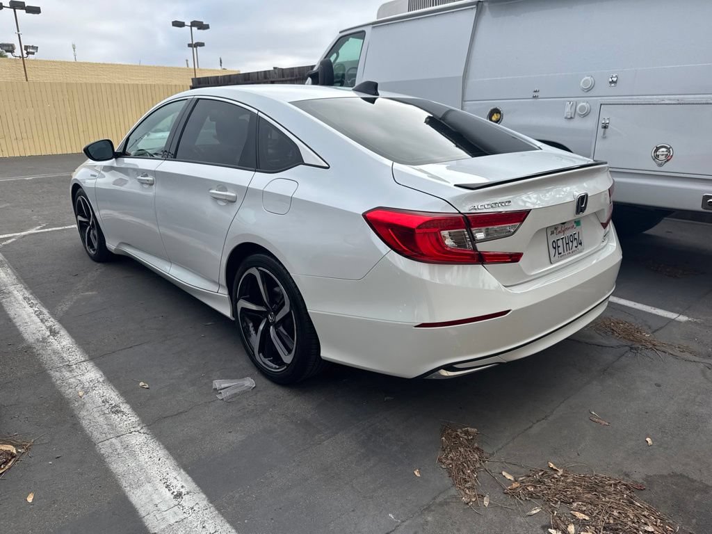 Used 2022 Honda Accord Sport image 4