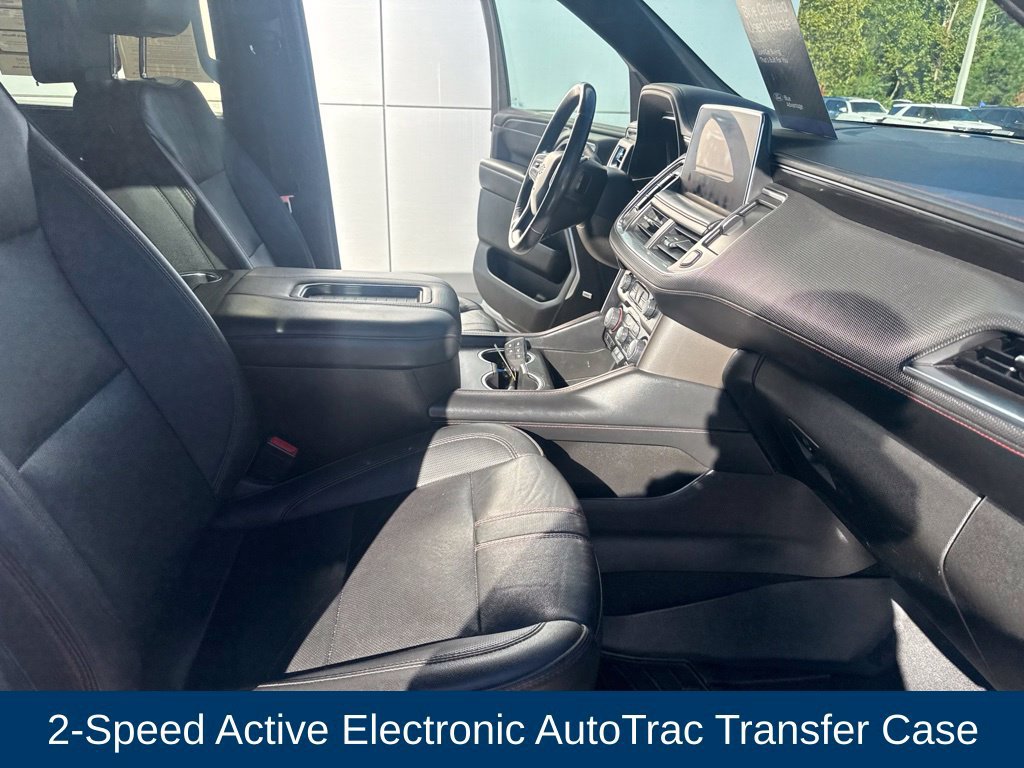 Used 2022 Chevrolet Suburban RST w/ Luxury Package AWD/4WD image 32