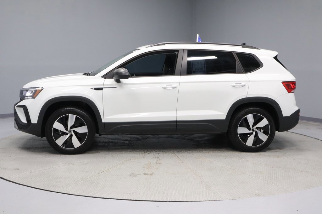 Used 2024 Volkswagen Taos S image 2