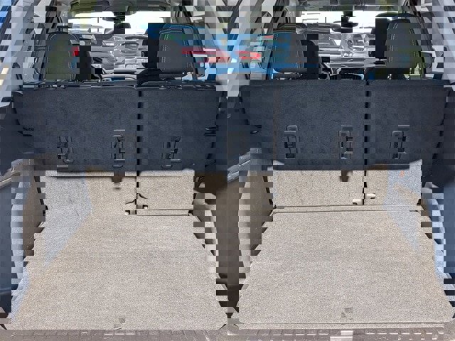 Used 2024 GMC Terrain SLE image 28