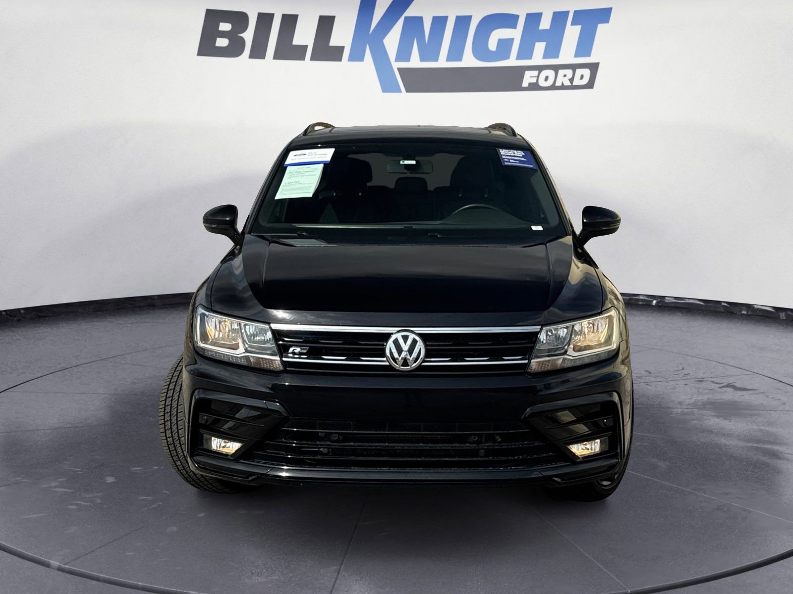 Used 2020 Volkswagen Tiguan SE R-Line image 8