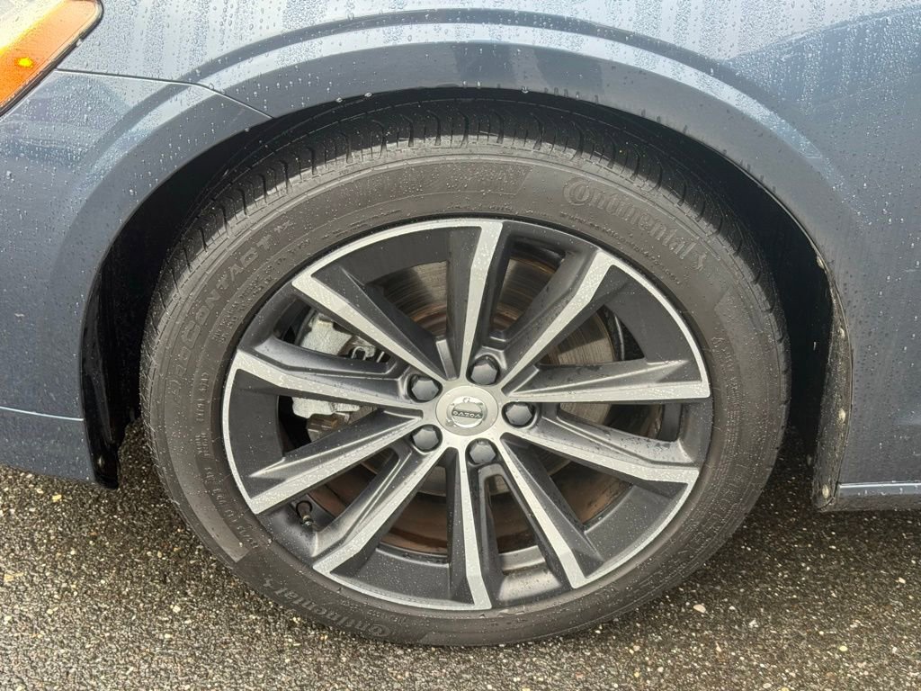 Used 2021 Volvo S60 T5 Momentum image 24