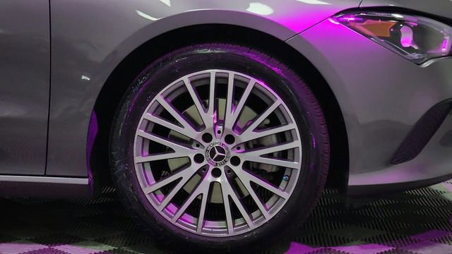 Used 2022 Mercedes-Benz CLA 250 4MATIC w/ Premium Package Lite image 24