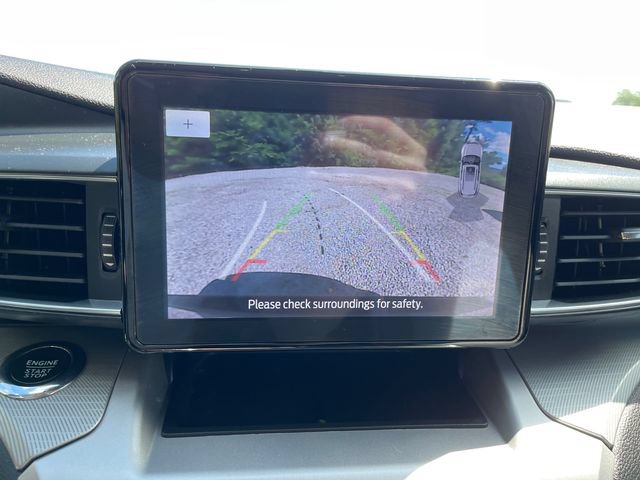 Certified 2022 Ford Explorer XLT w/ Equipment Group 202A AWD/4WD image 37