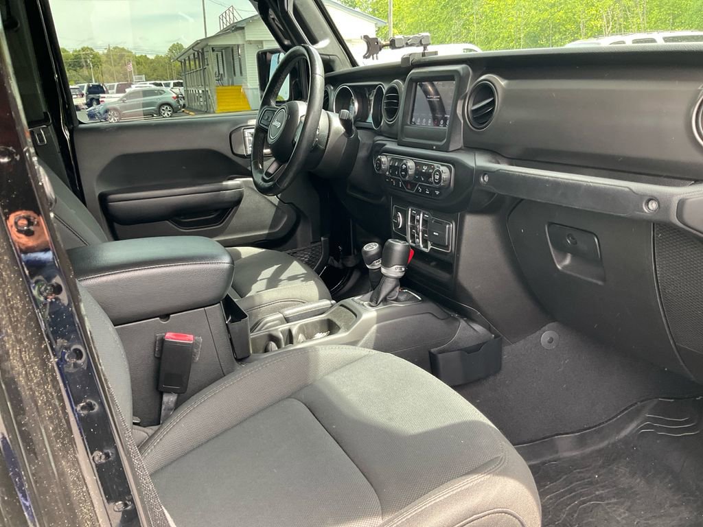 Used 2021 Jeep Gladiator Sport AWD/4WD image 11
