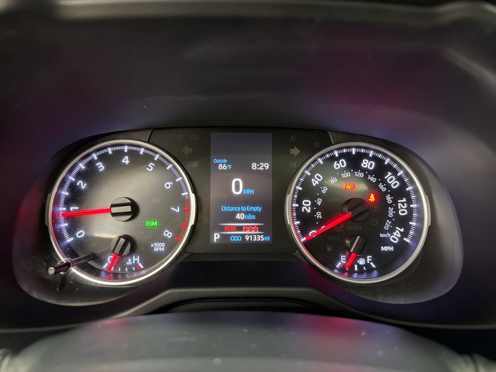 Used 2020 Toyota RAV4 XLE w/ Convenience Package FWD image 25