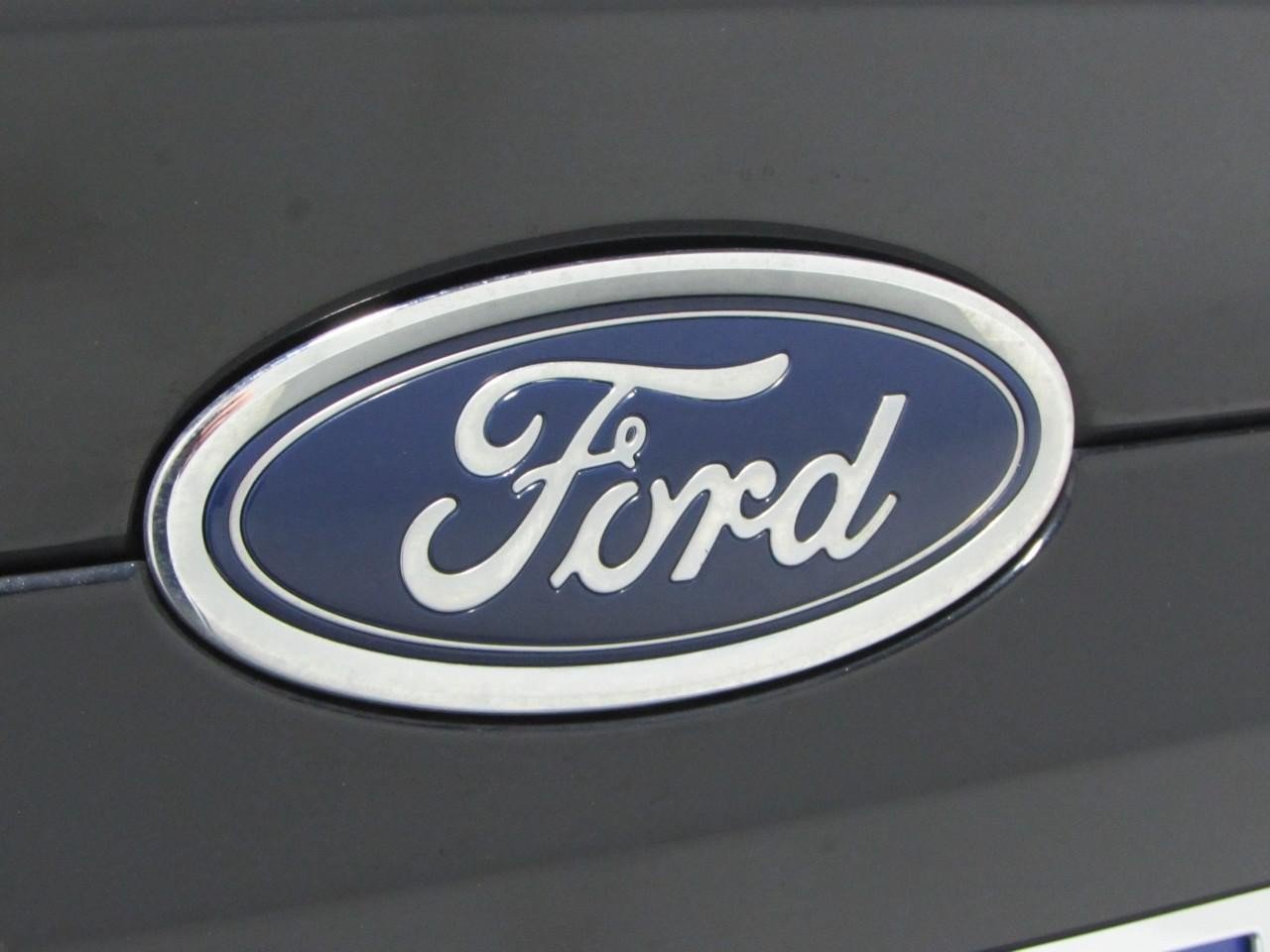 Certified 2020 Ford Fusion SE FWD image 32