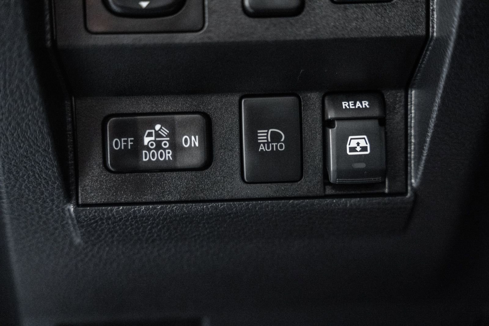 Used 2018 Toyota Tundra SR5 w/ TRD Sport Package AWD/4WD image 50