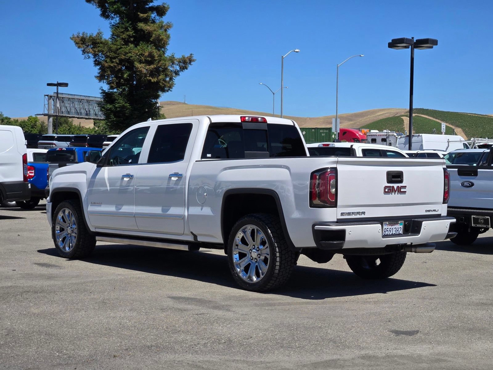 Used 2018 GMC Sierra 1500 Denali w/ Denali Ultimate Package AWD/4WD image 6