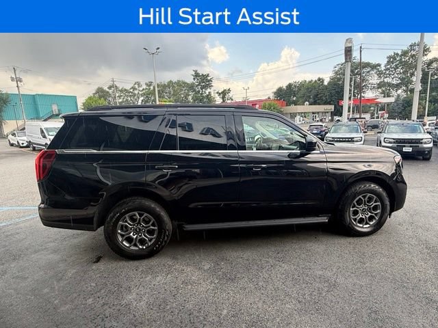 Certified 2025 Ford Expedition Active AWD/4WD image 8