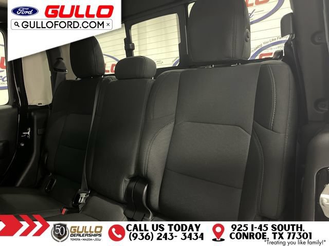 Used 2023 Jeep Gladiator Sport AWD/4WD image 13