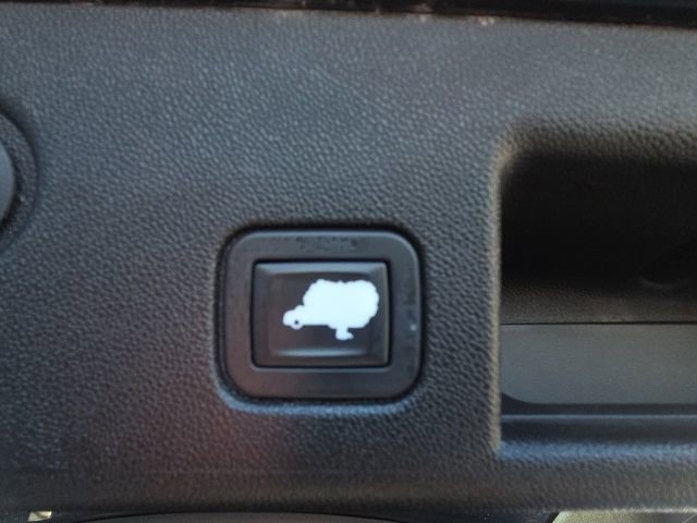 Used 2019 Chevrolet Equinox Premier image 12