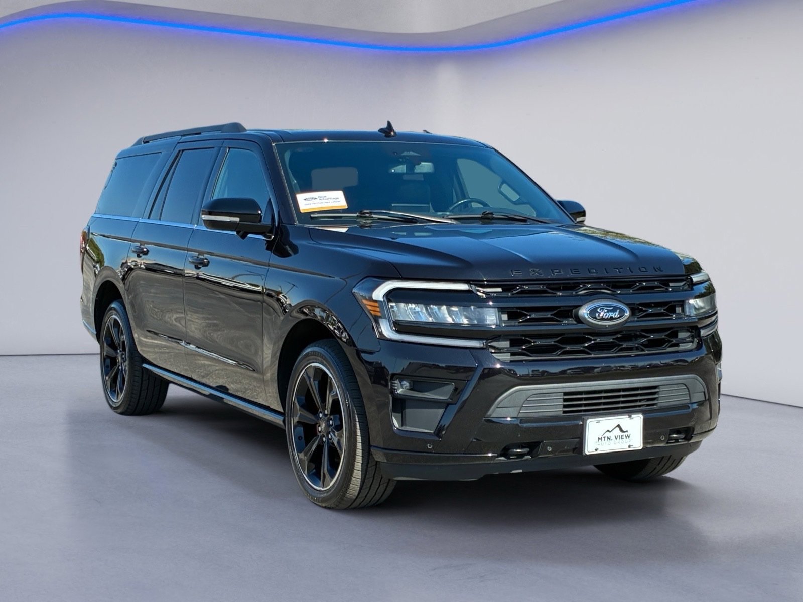 Certified 2024 Ford Expedition Max Limited AWD/4WD image 4