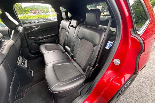 Certified 2022 Ford Edge ST-Line AWD/4WD image 26