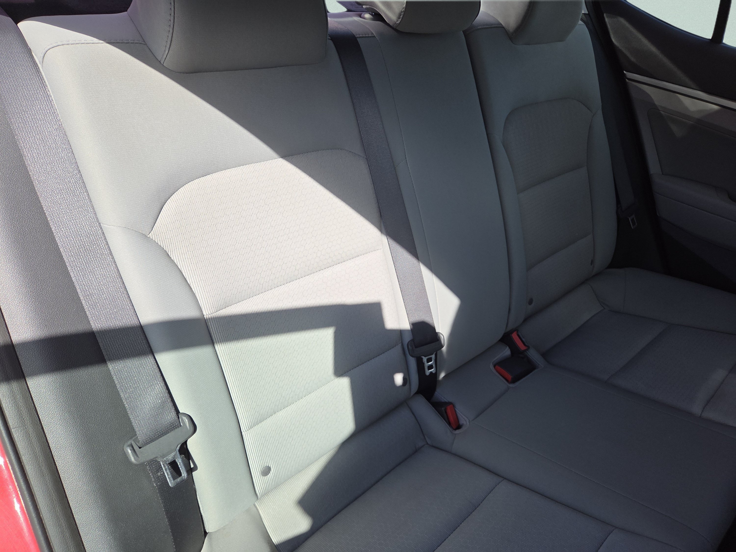 Used 2017 Hyundai Elantra SE FWD image 5