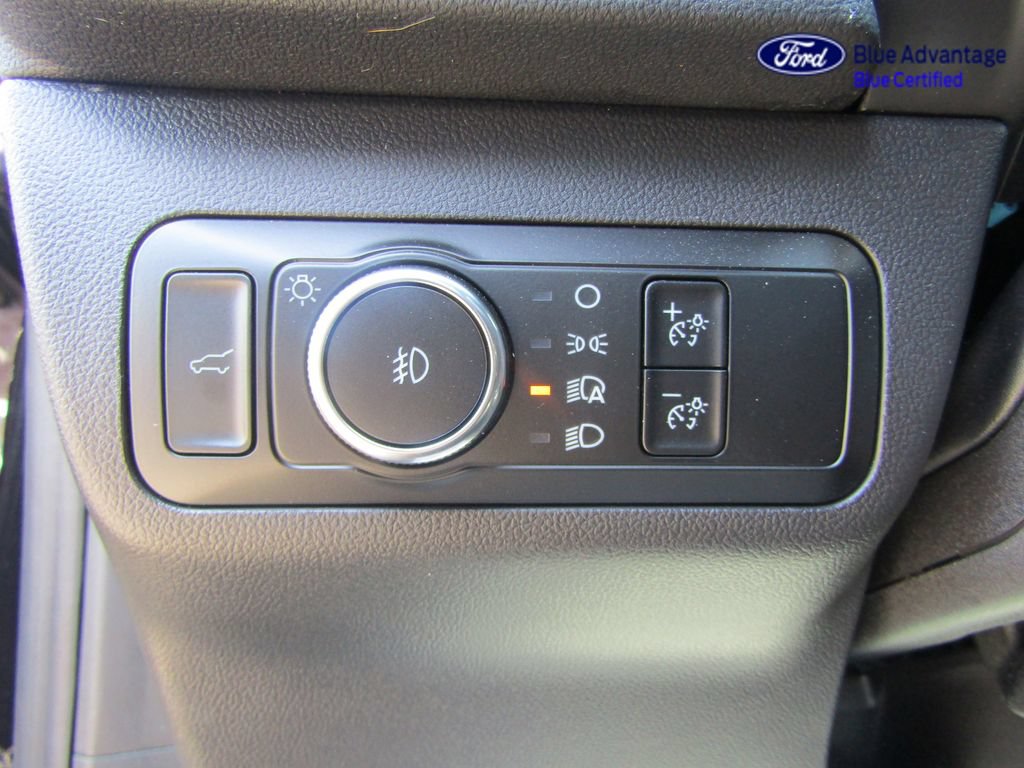 Certified 2024 Ford Escape ST-Line Elite w/ Premium Technology Package AWD/4WD image 31