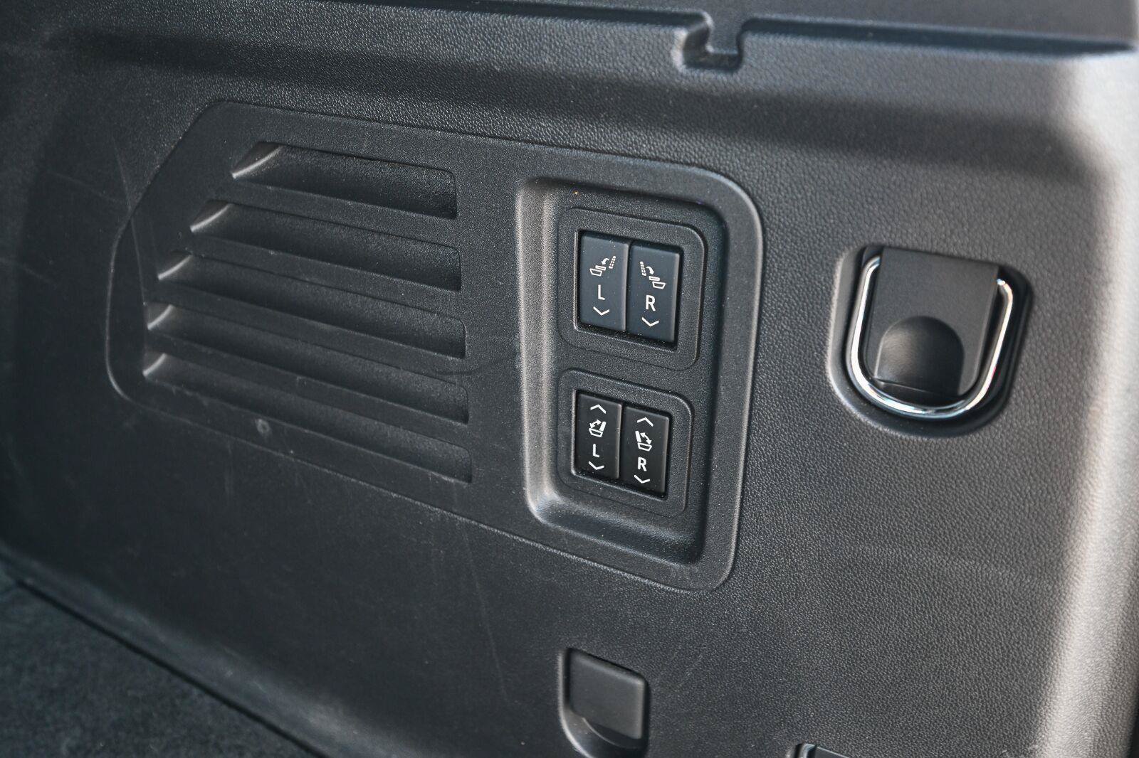 Used 2024 GMC Acadia Denali AWD/4WD image 33