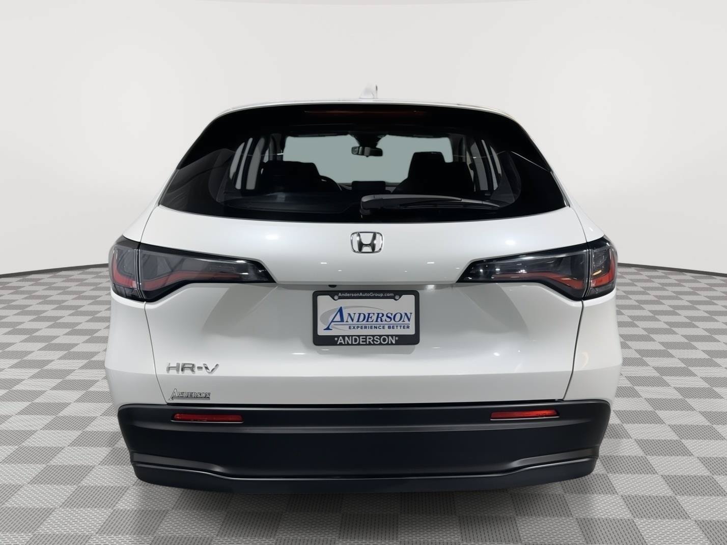 Used 2024 Honda HR-V LX image 8