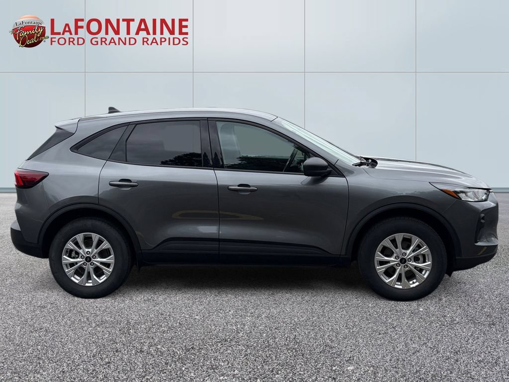 Certified 2025 Ford Escape Active AWD/4WD image 8