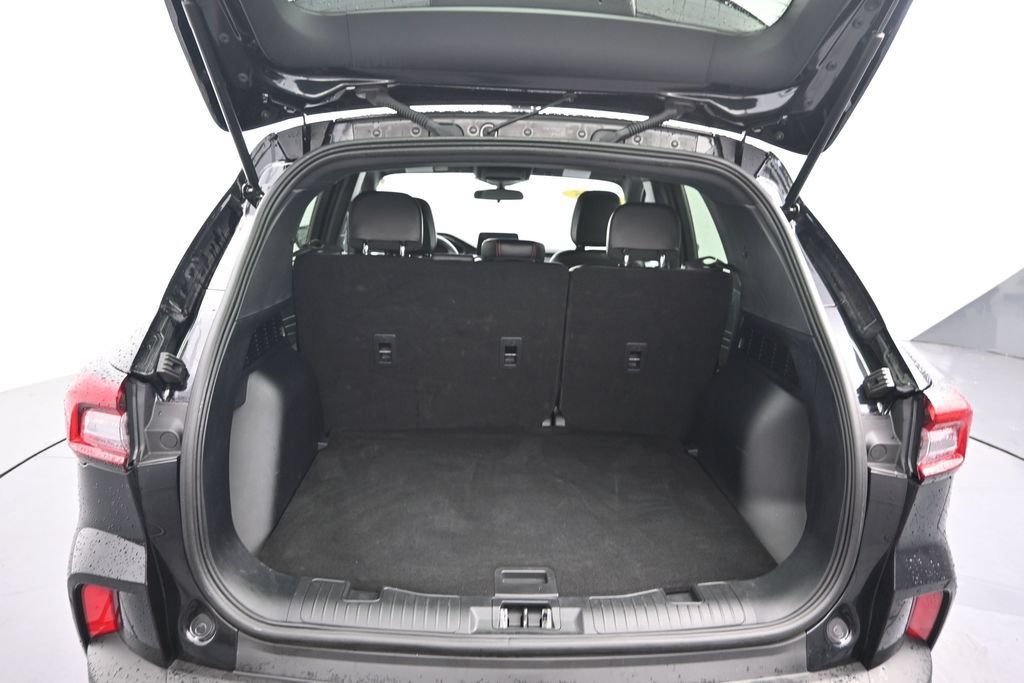 Certified 2025 Ford Escape ST-Line AWD/4WD image 15