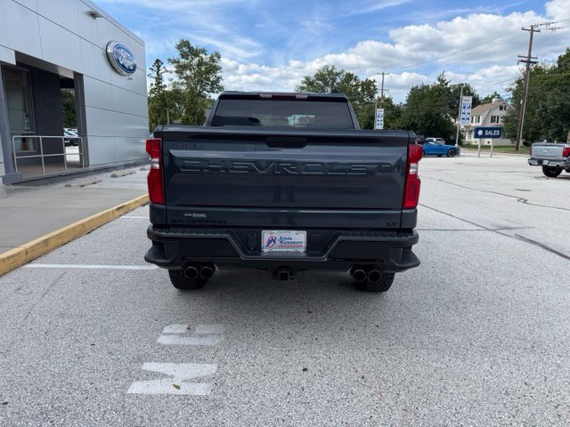 Used 2021 Chevrolet Silverado 1500 LT Trail Boss w/ Bed Protection Package AWD/4WD image 11