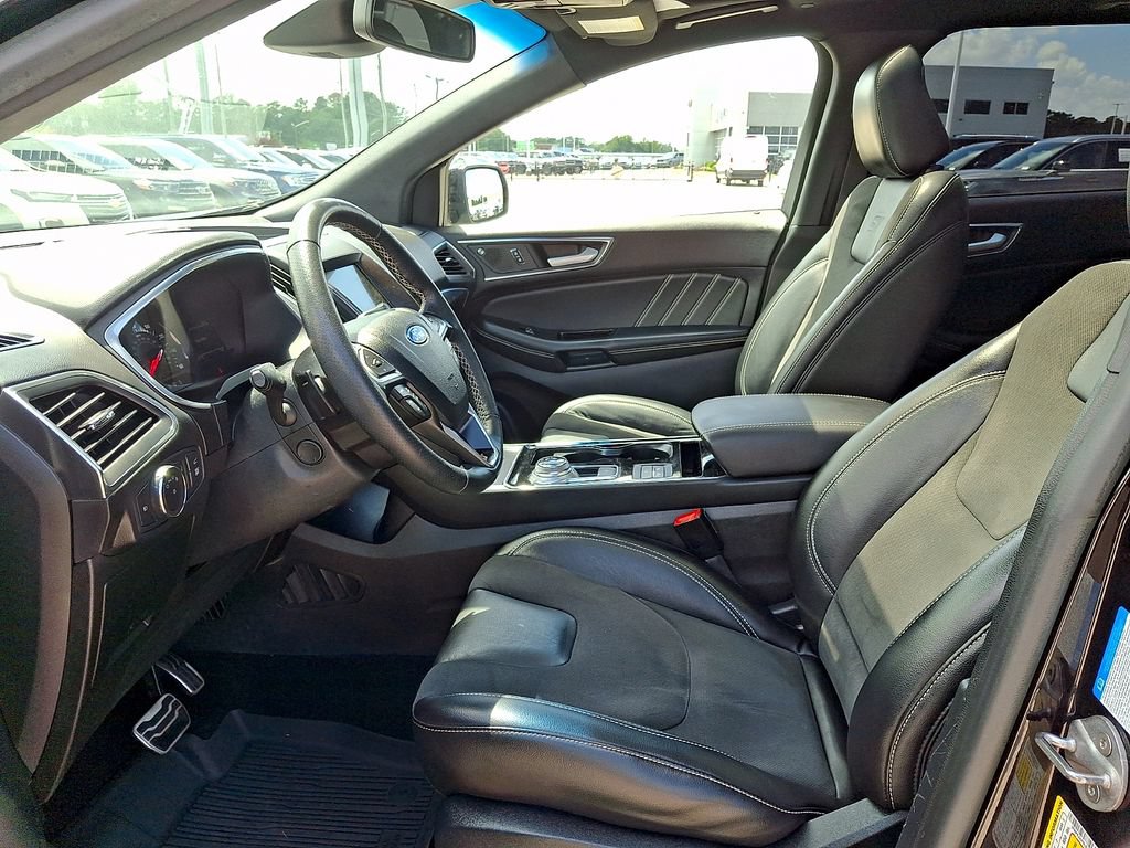 Certified 2020 Ford Edge ST w/ Equipment Group 401A AWD/4WD image 12