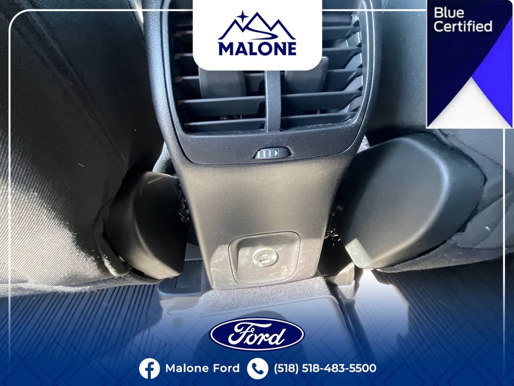 Certified 2022 Ford Escape SE w/ Cold Weather Package AWD/4WD image 37