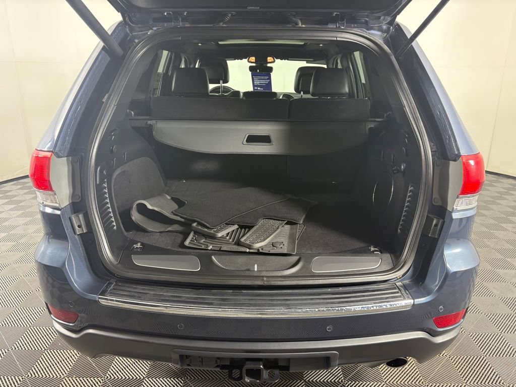Used 2019 Jeep Grand Cherokee Limited w/ Luxury Group II image 30