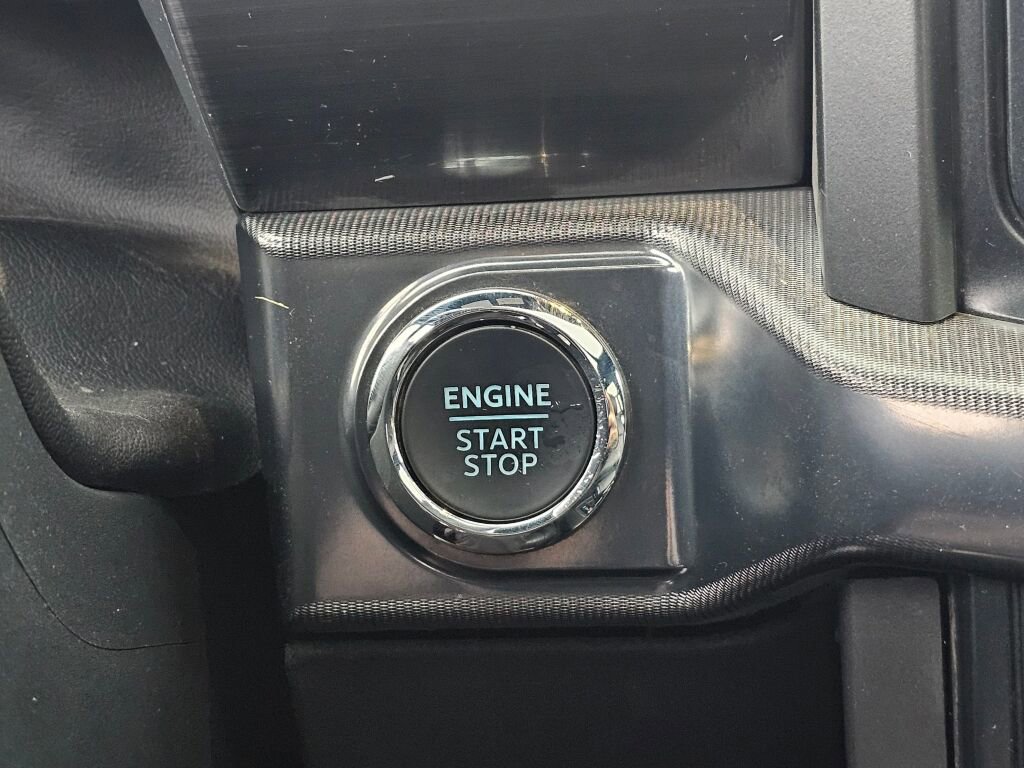 Certified 2025 Ford F150 Lariat image 35