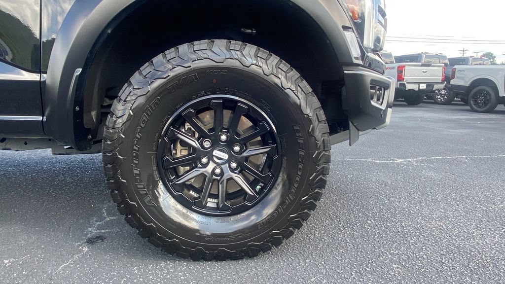 Certified 2025 Ford F150 Raptor AWD/4WD image 10