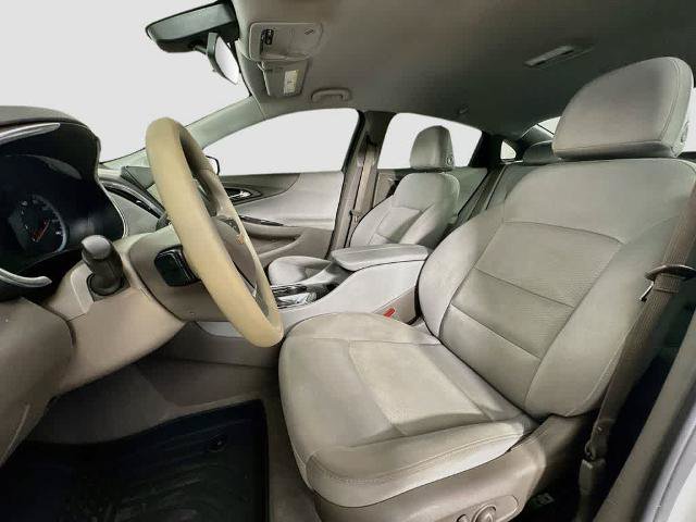Used 2021 Chevrolet Malibu LT FWD image 12