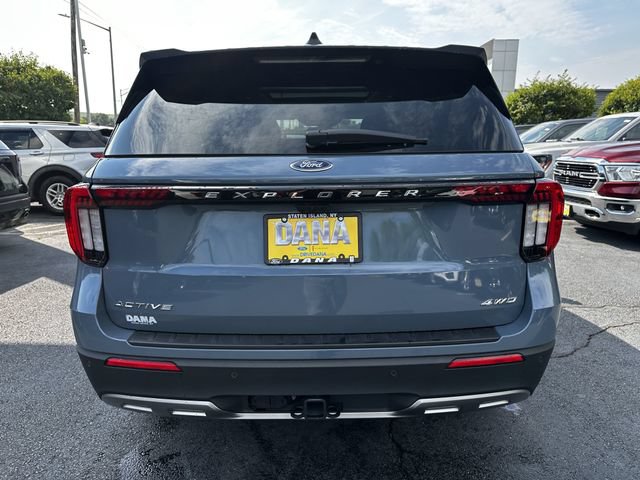 Certified 2025 Ford Explorer Active w/ Active Comfort Package AWD/4WD image 6