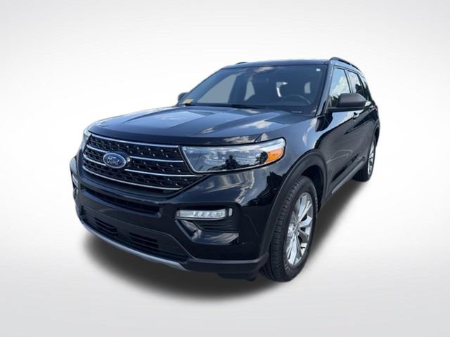 Certified 2020 Ford Explorer XLT w/ Equipment Group 202A AWD/4WD image 3
