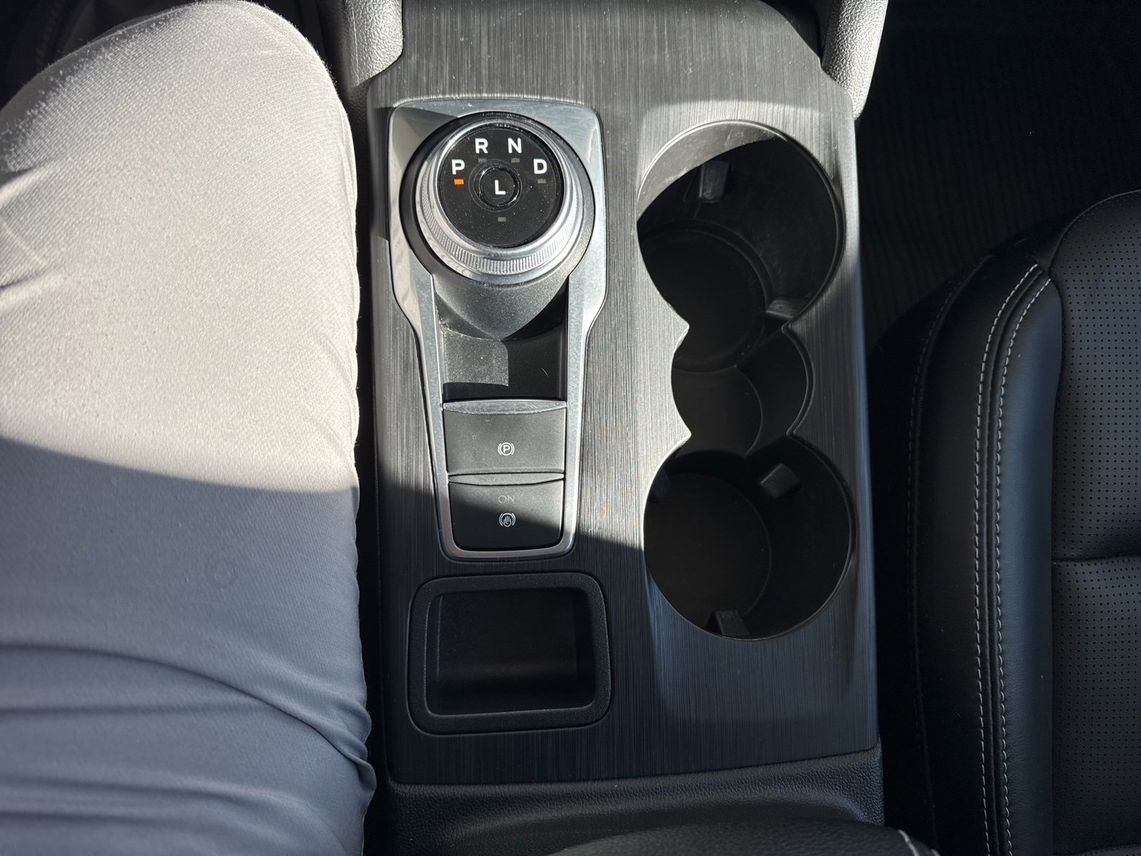 Certified 2023 Ford Escape Platinum image 33