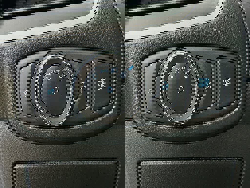 Certified 2022 Ford Edge SEL image 25