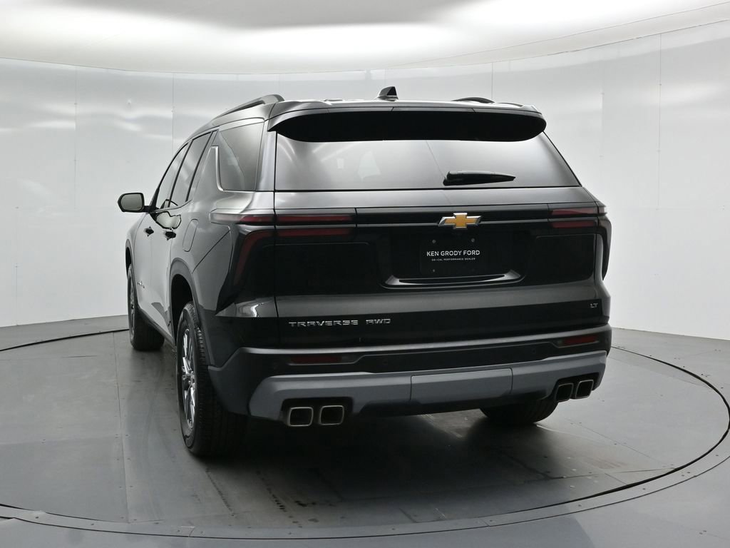 Used 2024 Chevrolet Traverse LT image 18