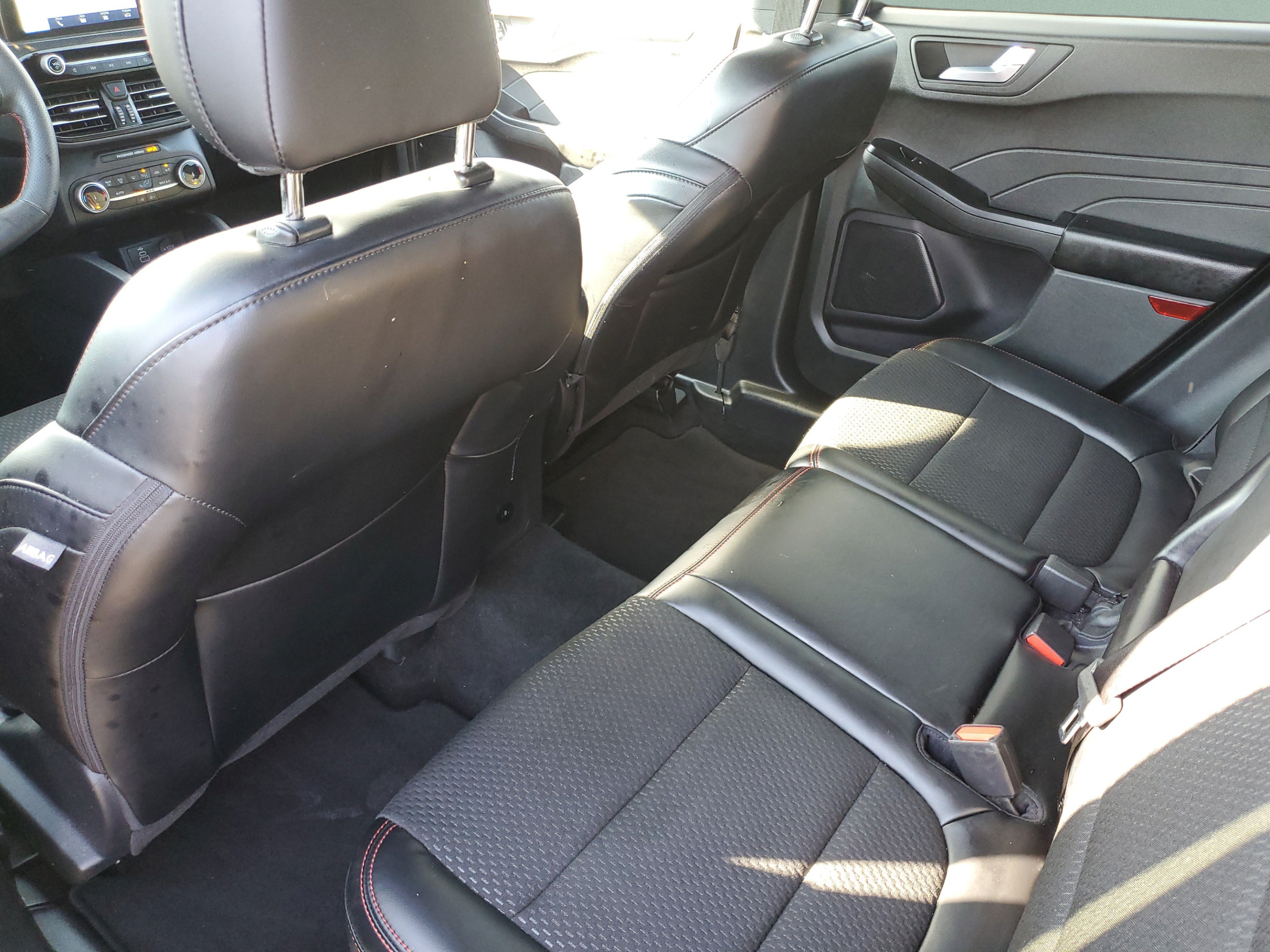 Certified 2025 Ford Escape ST-Line FWD image 9
