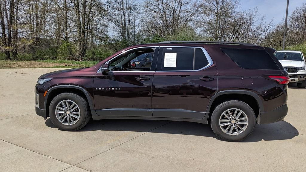 Used 2022 Chevrolet Traverse LT FWD image 6