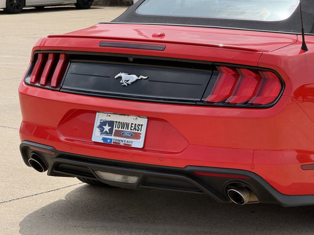 Certified 2023 Ford Mustang Premium RWD image 8
