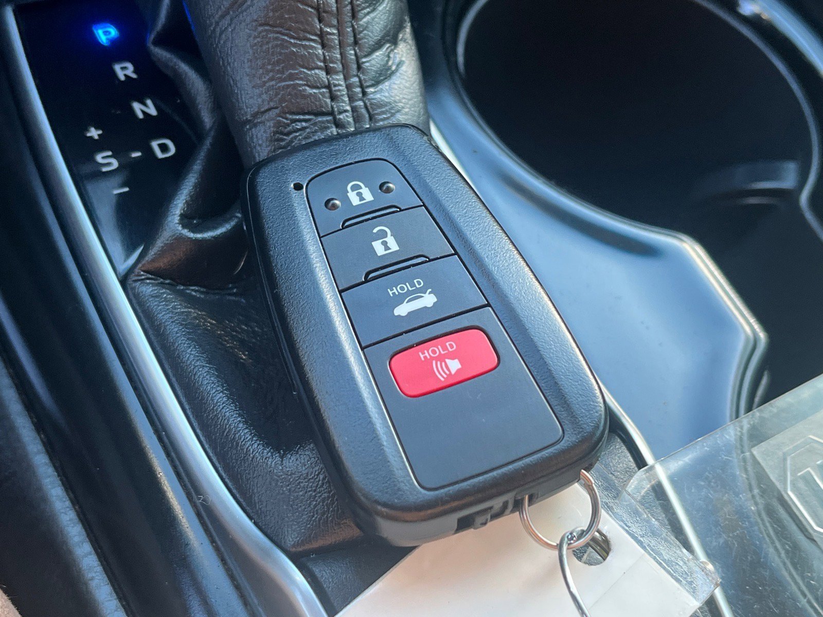 Used 2018 Toyota Camry SE image 16